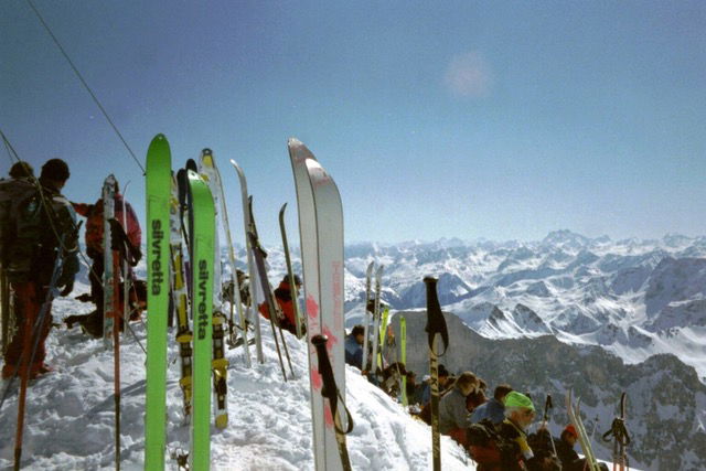 Über schmälere "Silvretta" Ski und falsche Schalen...