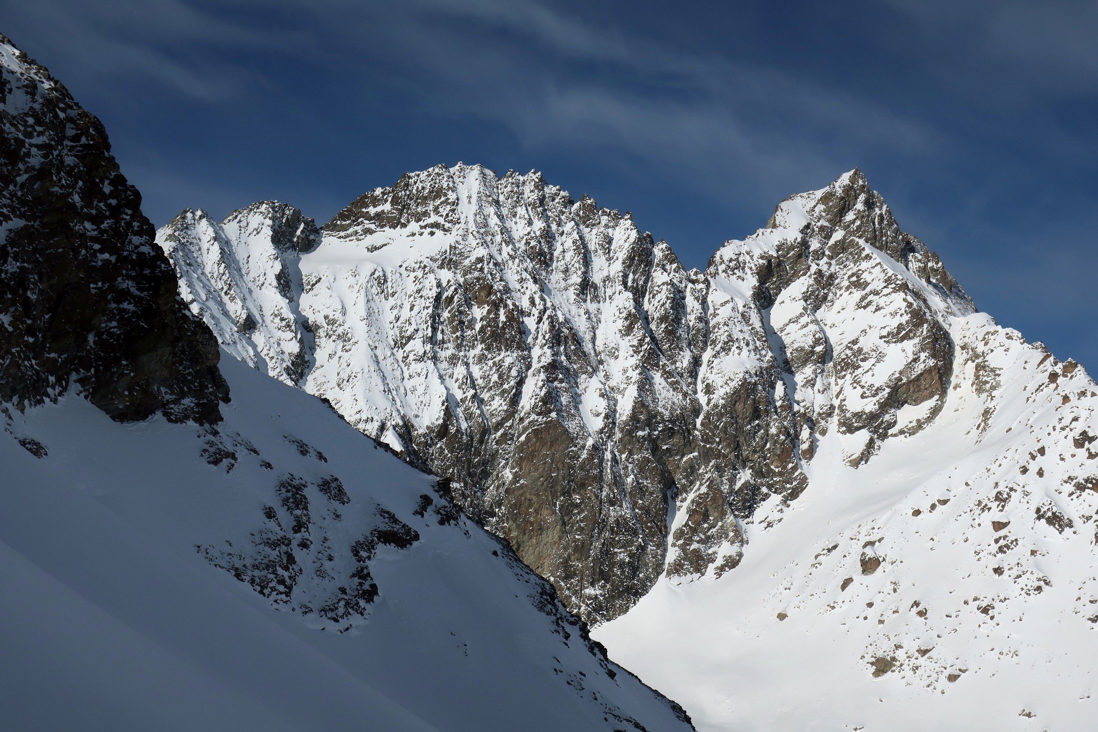 Aiguilles Rouges d'Arolla: Kein Skiberg - dafür eine tolle Alpine Klettertour.