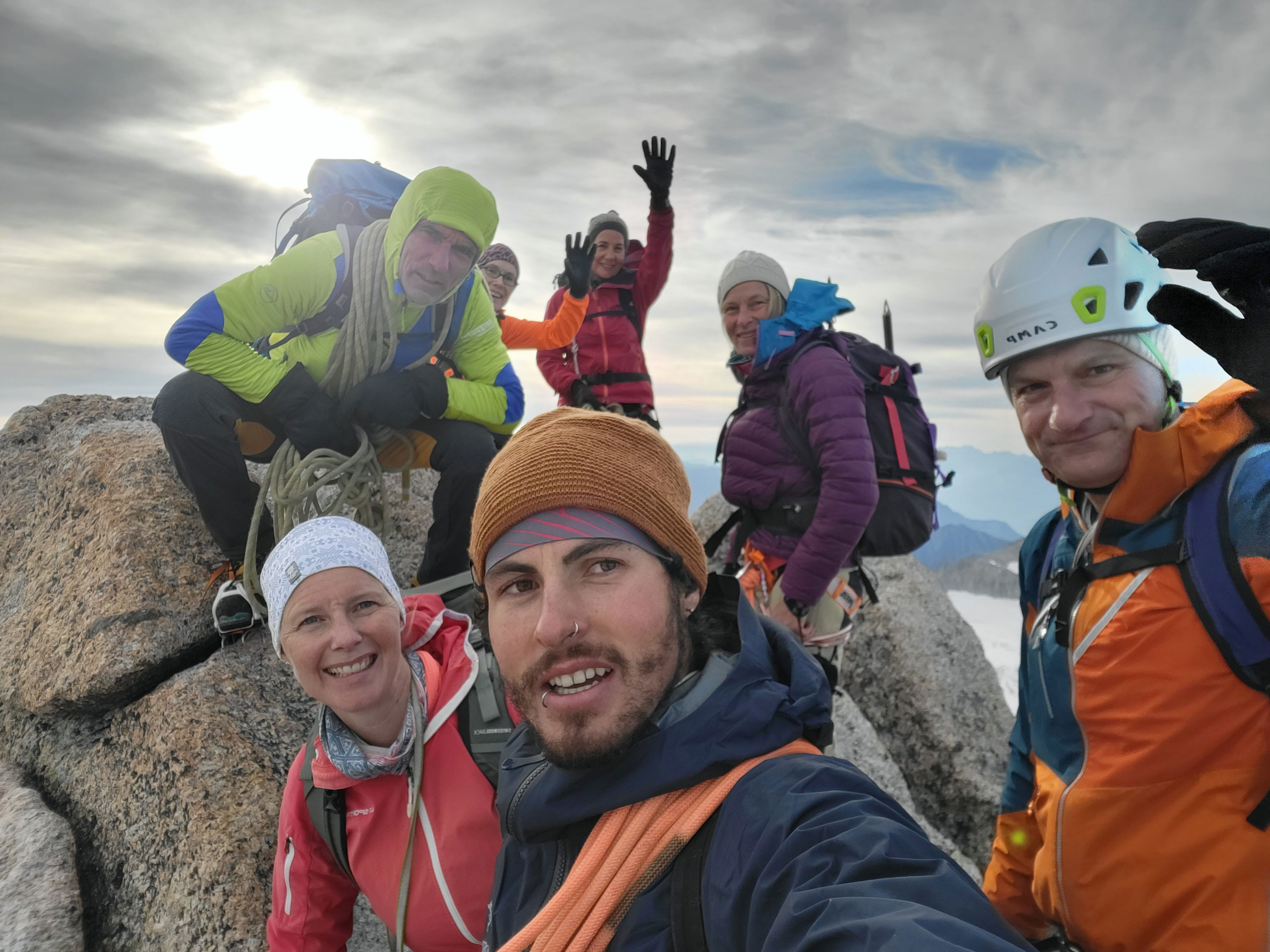 https://bergpunkt.b-cdn.net/20230731-075015-64c9082e29ef0853188967.jpg