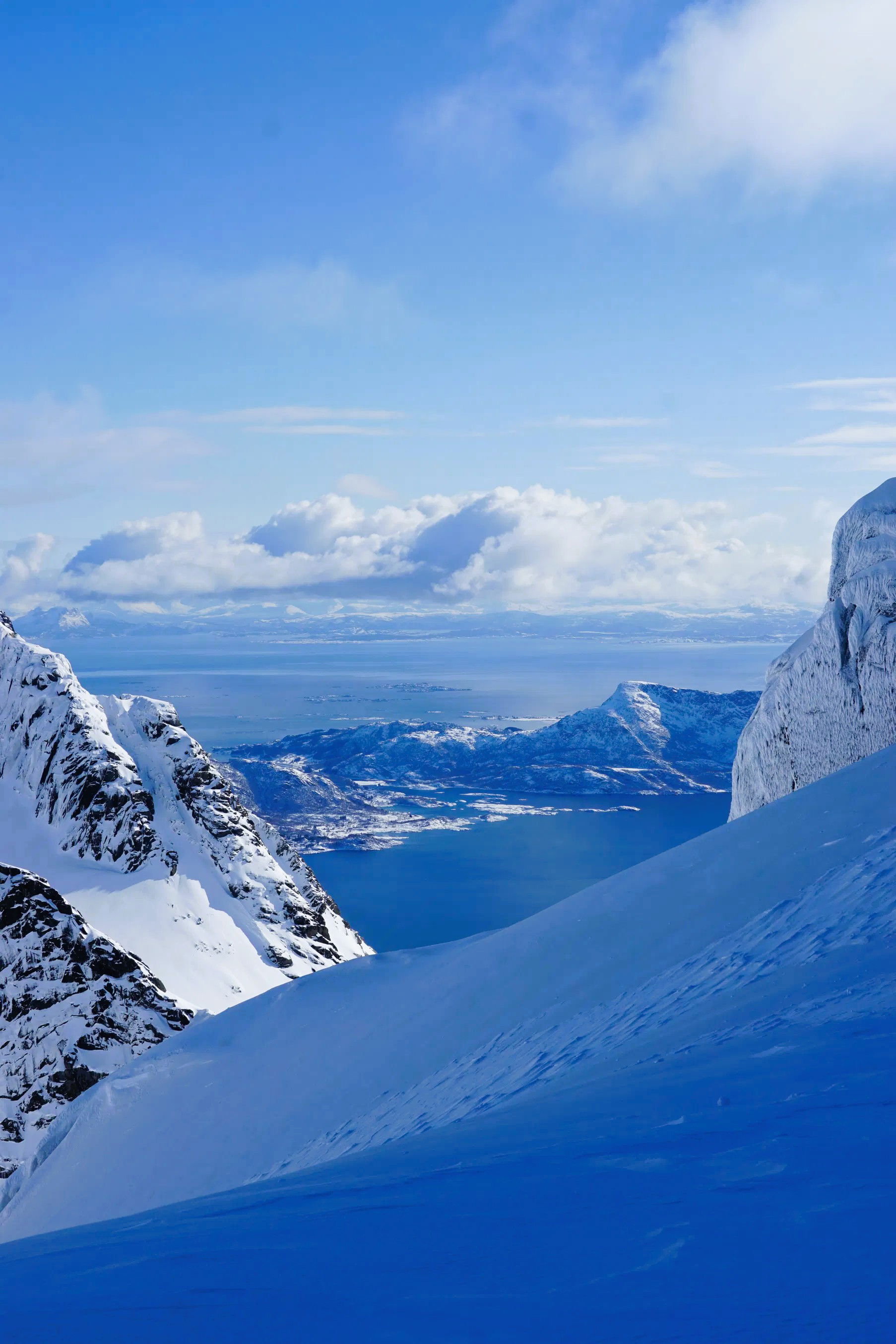 https://bergpunkt.b-cdn.net/dsc05407-625057bd5f41d128473552-bild-fuer-norwegen-686689b8c35e7937096132.jpg