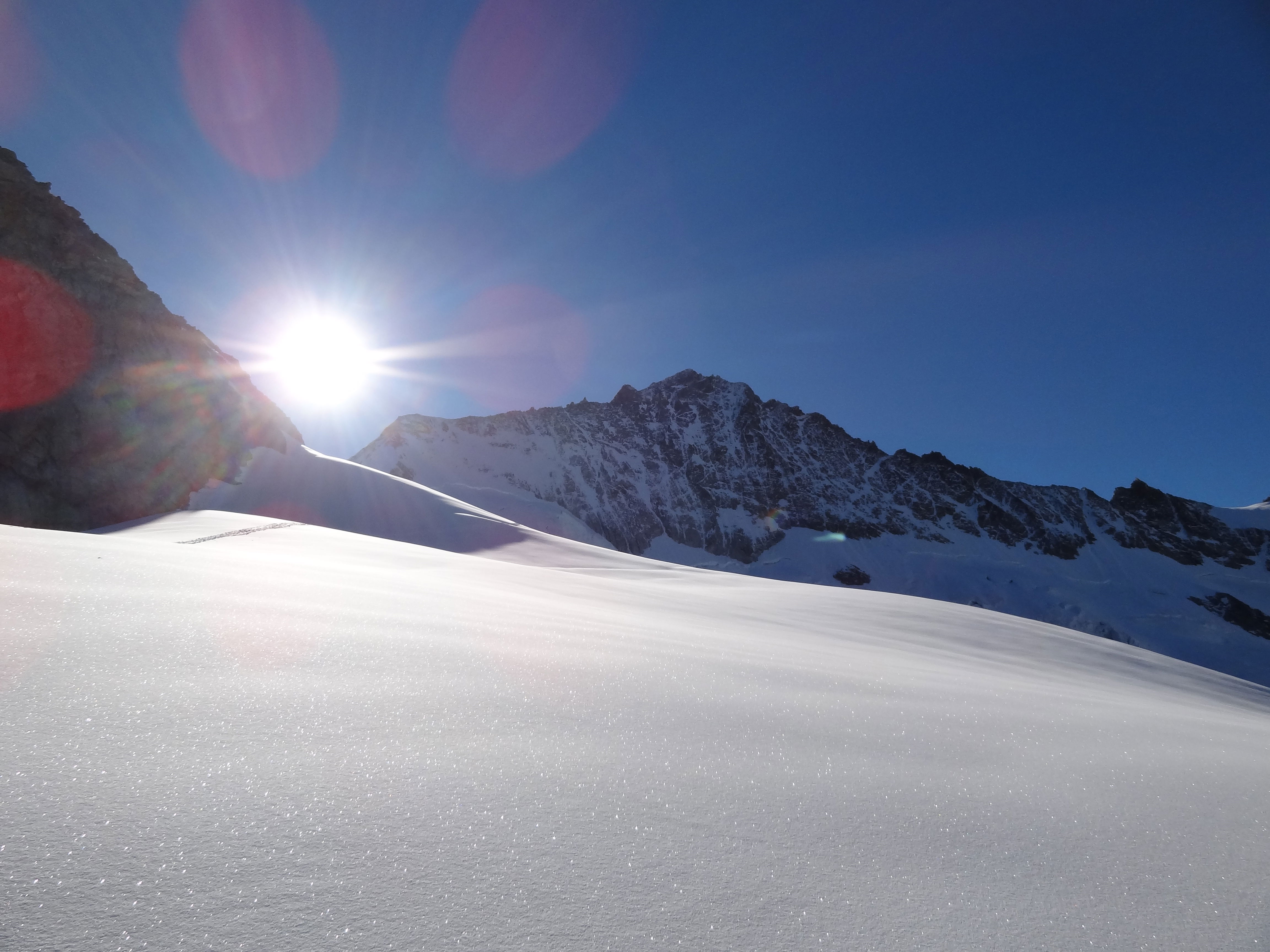 https://bergpunkt.b-cdn.net/dsc07681-60f70c62125cc813702046.jpg