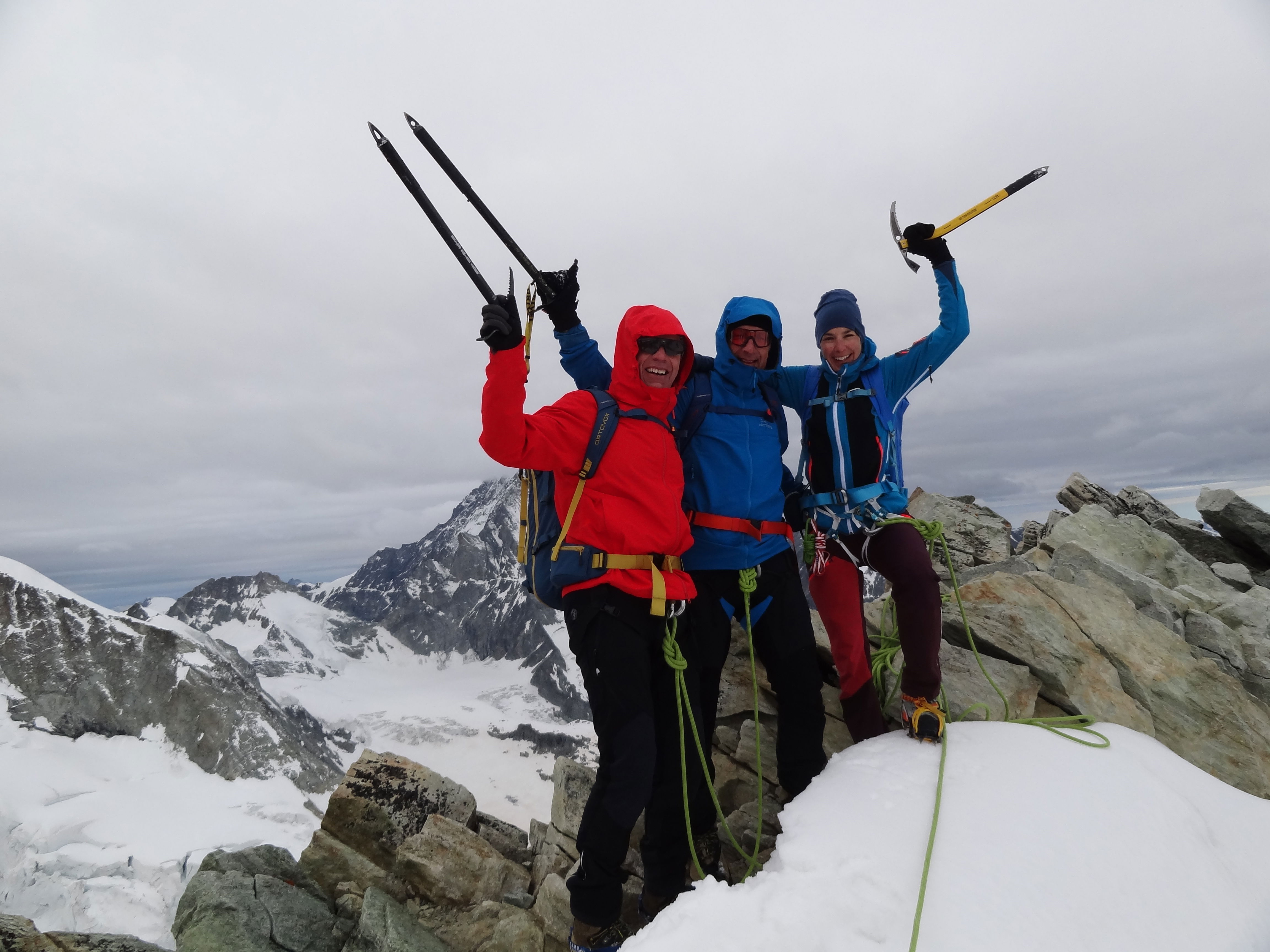 https://bergpunkt.b-cdn.net/dsc07727-60f70c51439af232879176.jpg