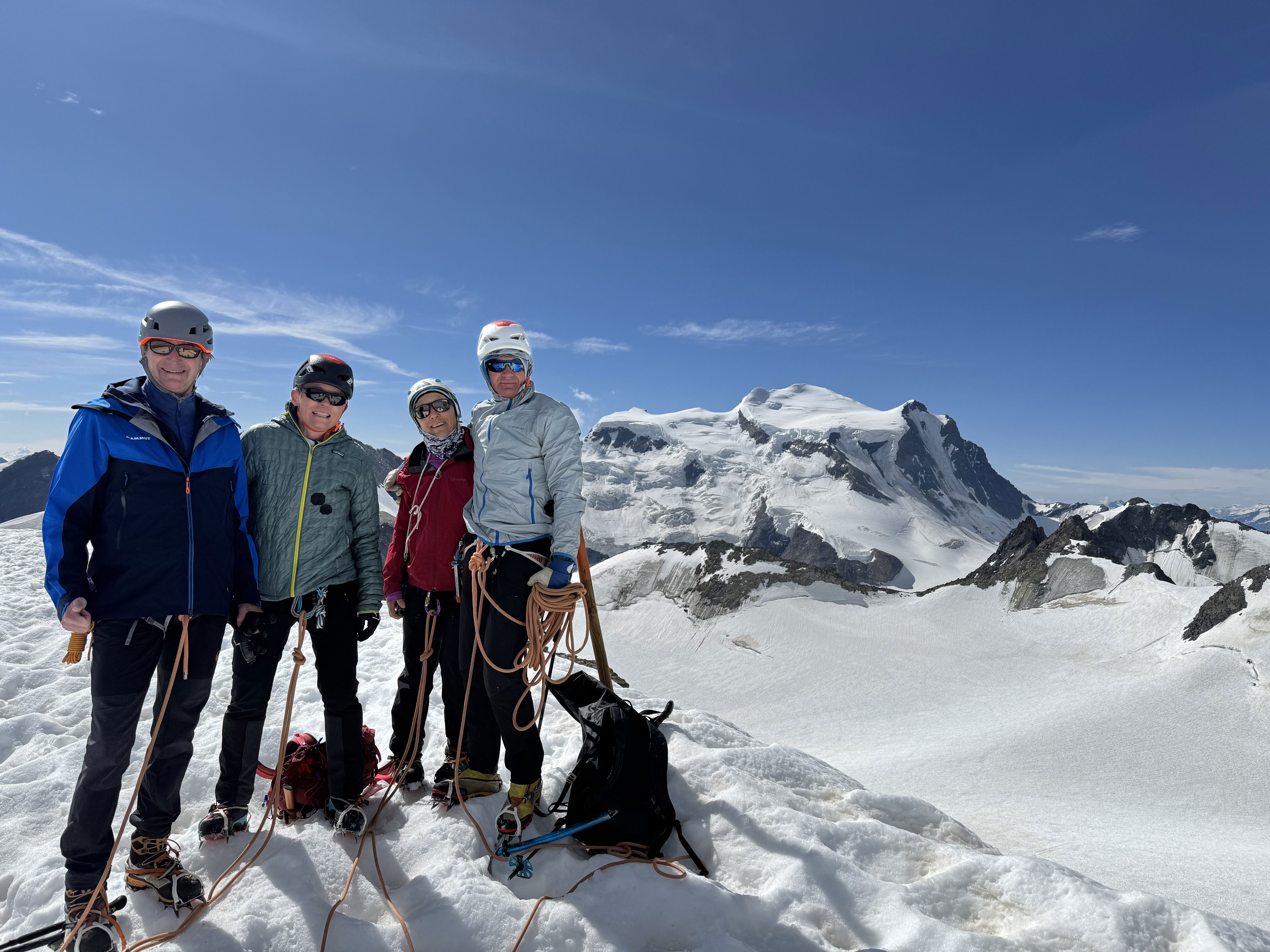 https://bergpunkt.b-cdn.net/img-1421-686bc18fbfc60969038984.jpeg