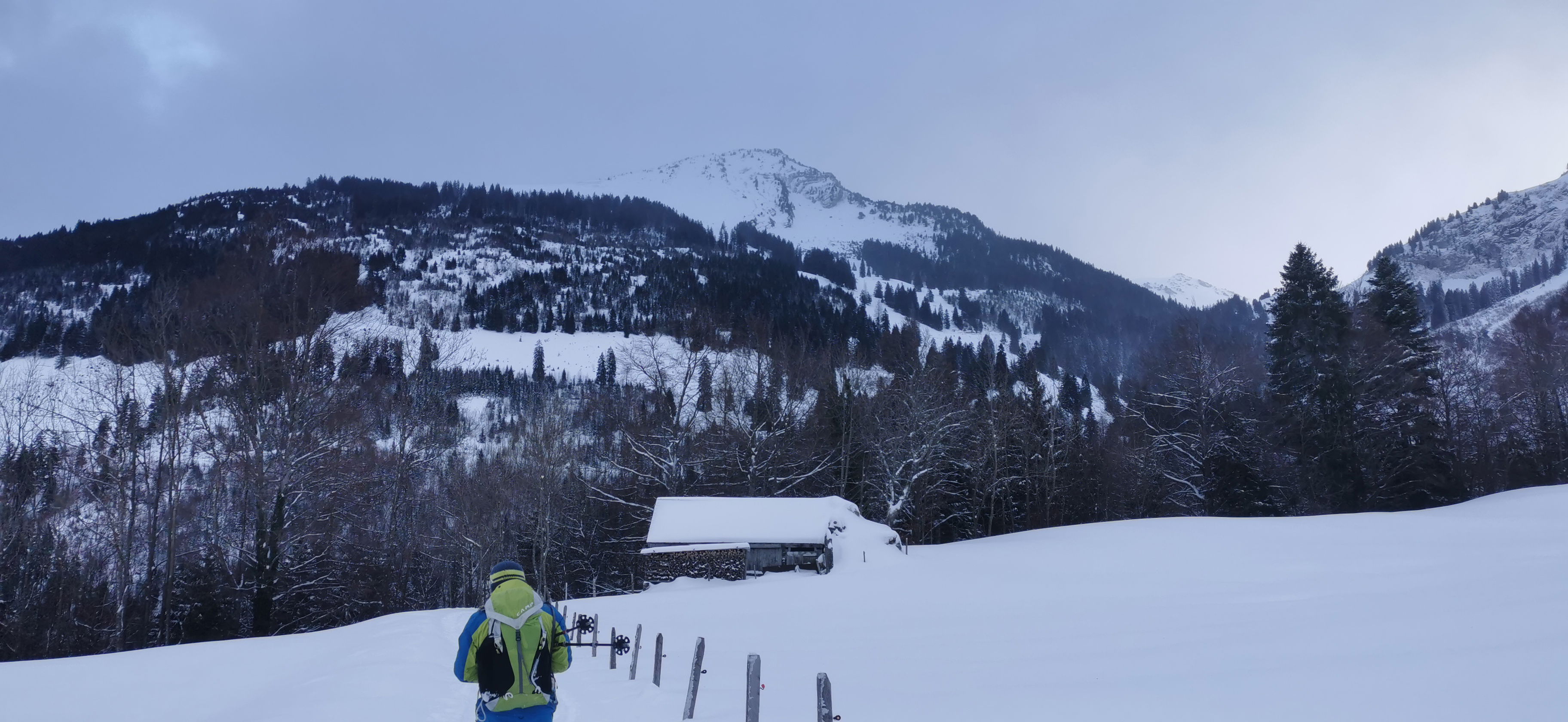 https://bergpunkt.b-cdn.net/img-20220109-095741-61dbf0b0b7879403249969.jpg