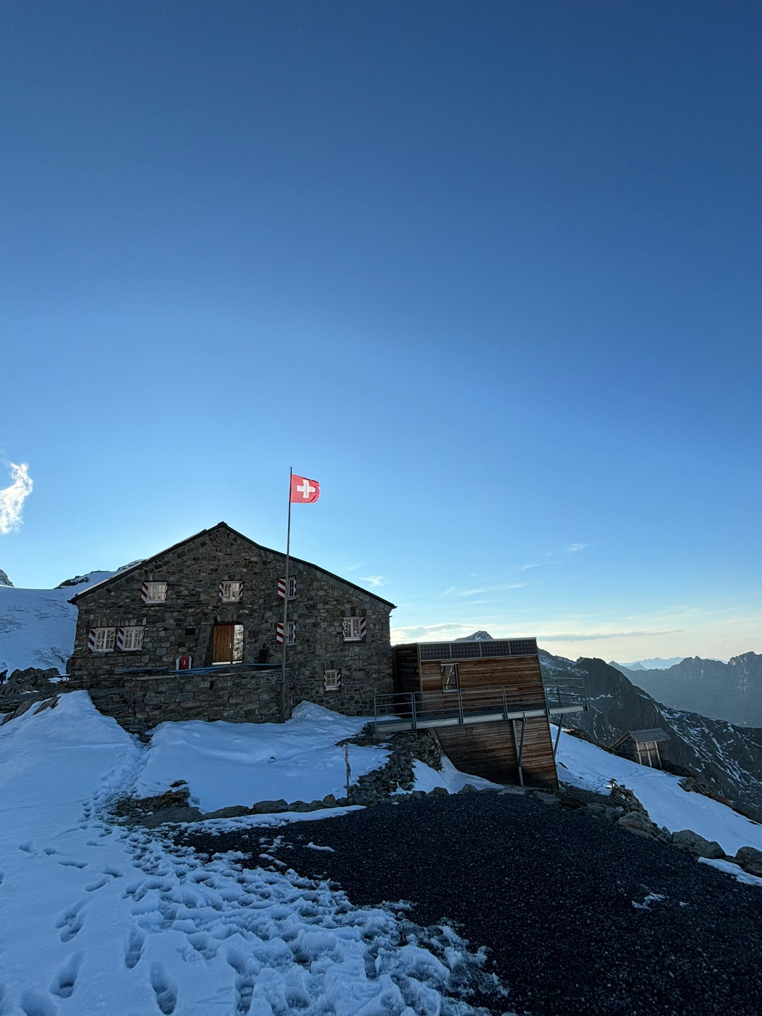 https://bergpunkt.b-cdn.net/img-20240922-wa0005-66f05c9885eb3901630232.jpg