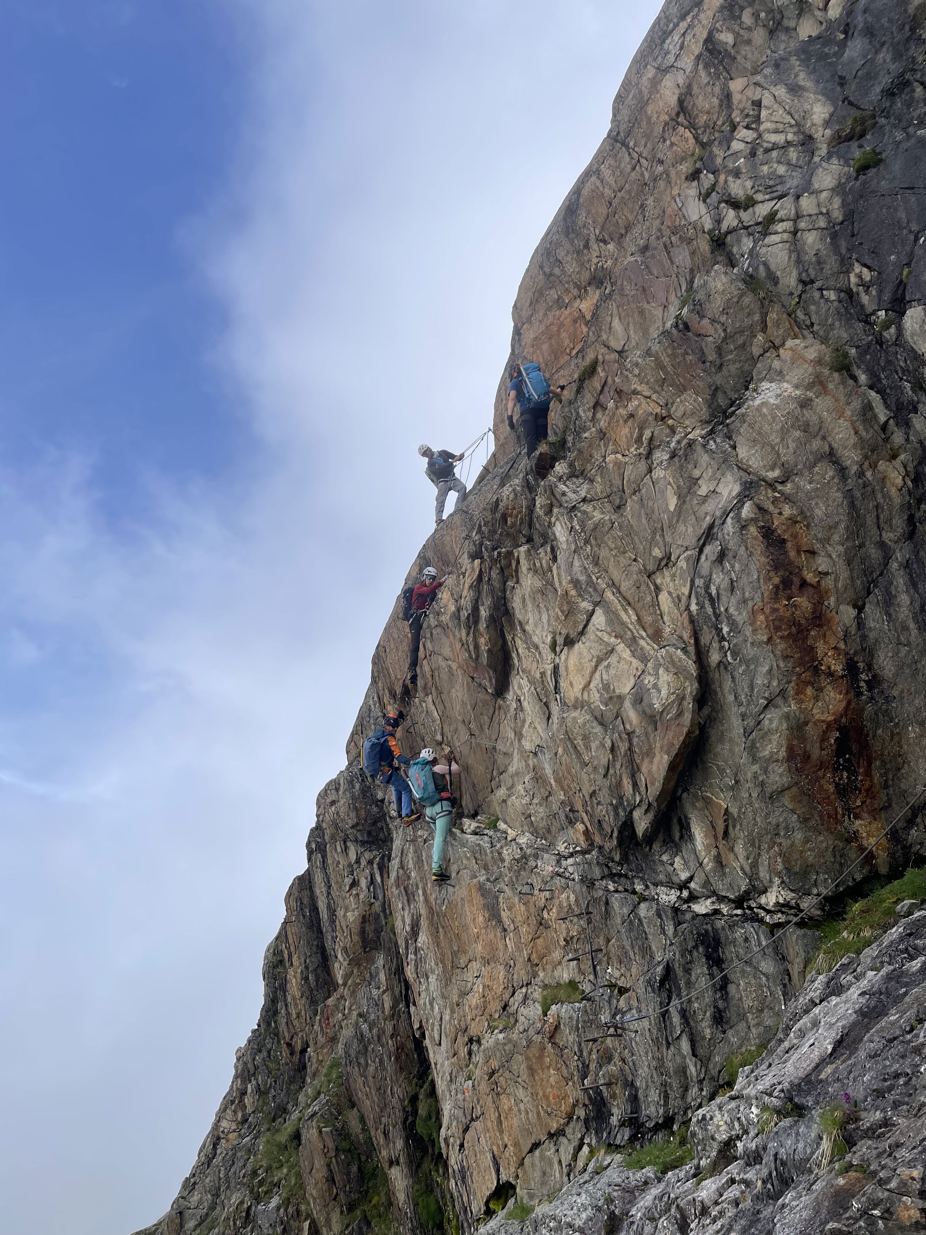 https://bergpunkt.b-cdn.net/img-9054-6693f0e79d3cf694450715.jpeg
