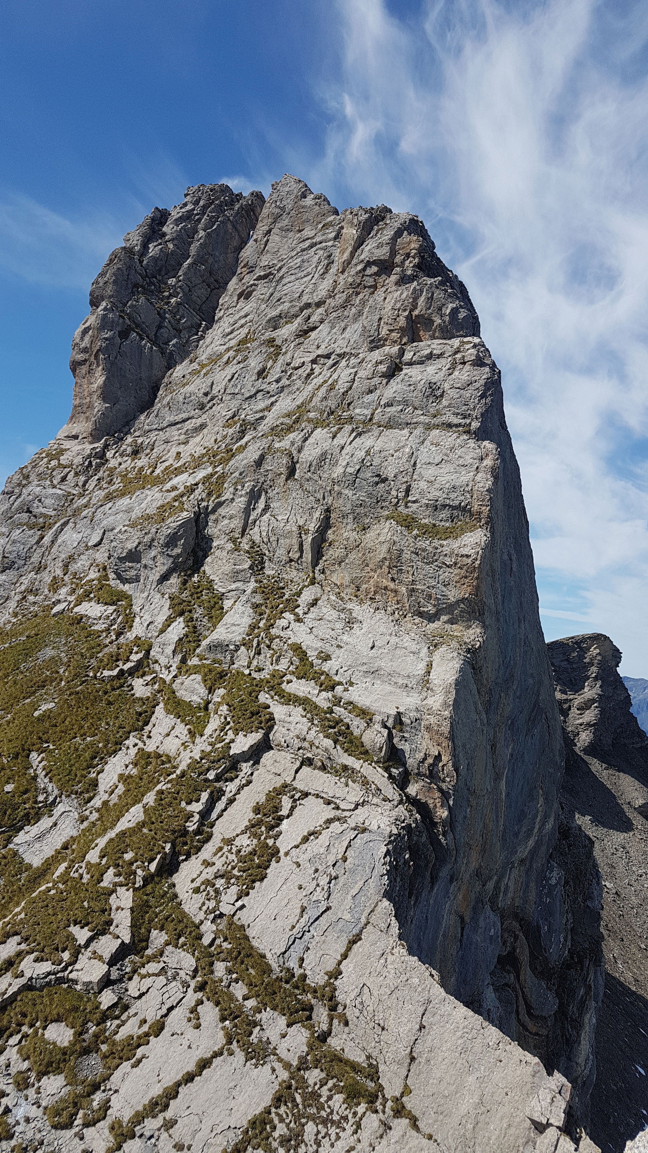 Lobhorn-Ueberschreitung 2566 m Lauterbrunnental